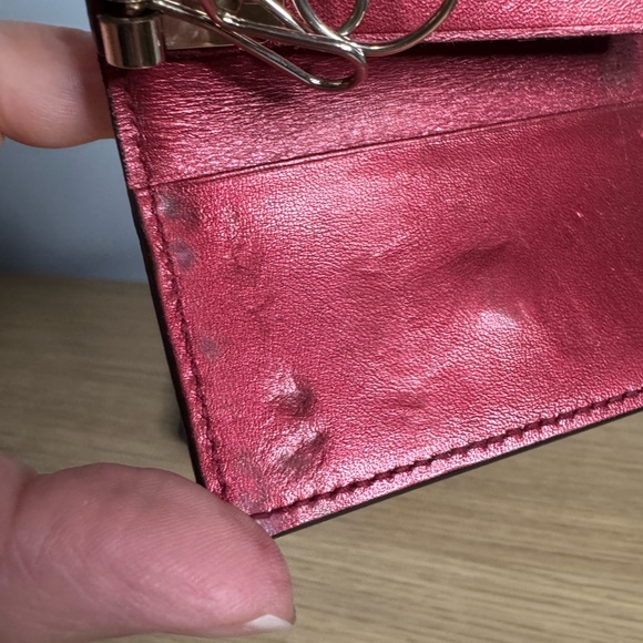 Authentic Gucci key case - Picture 9 of 11